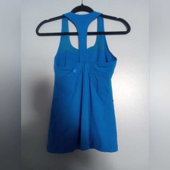 Lululemon Power Up Tank
Beaming Blue Size 8 - Picture 12 of 12
